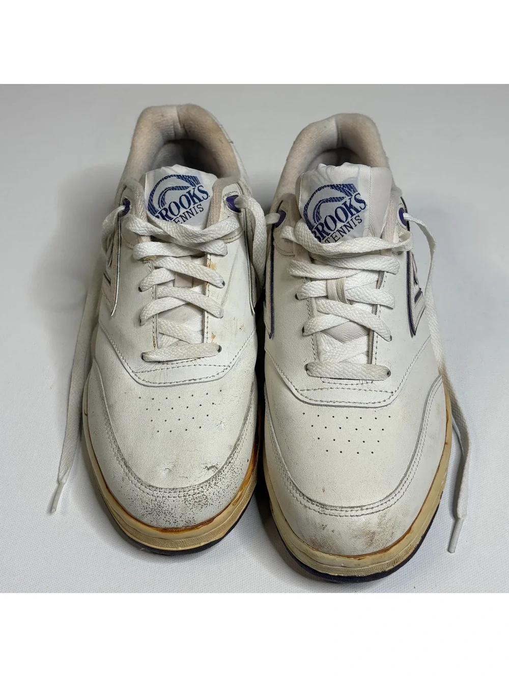 Vintage Brooks Team Brooks Leather Sneakers White Korea 10